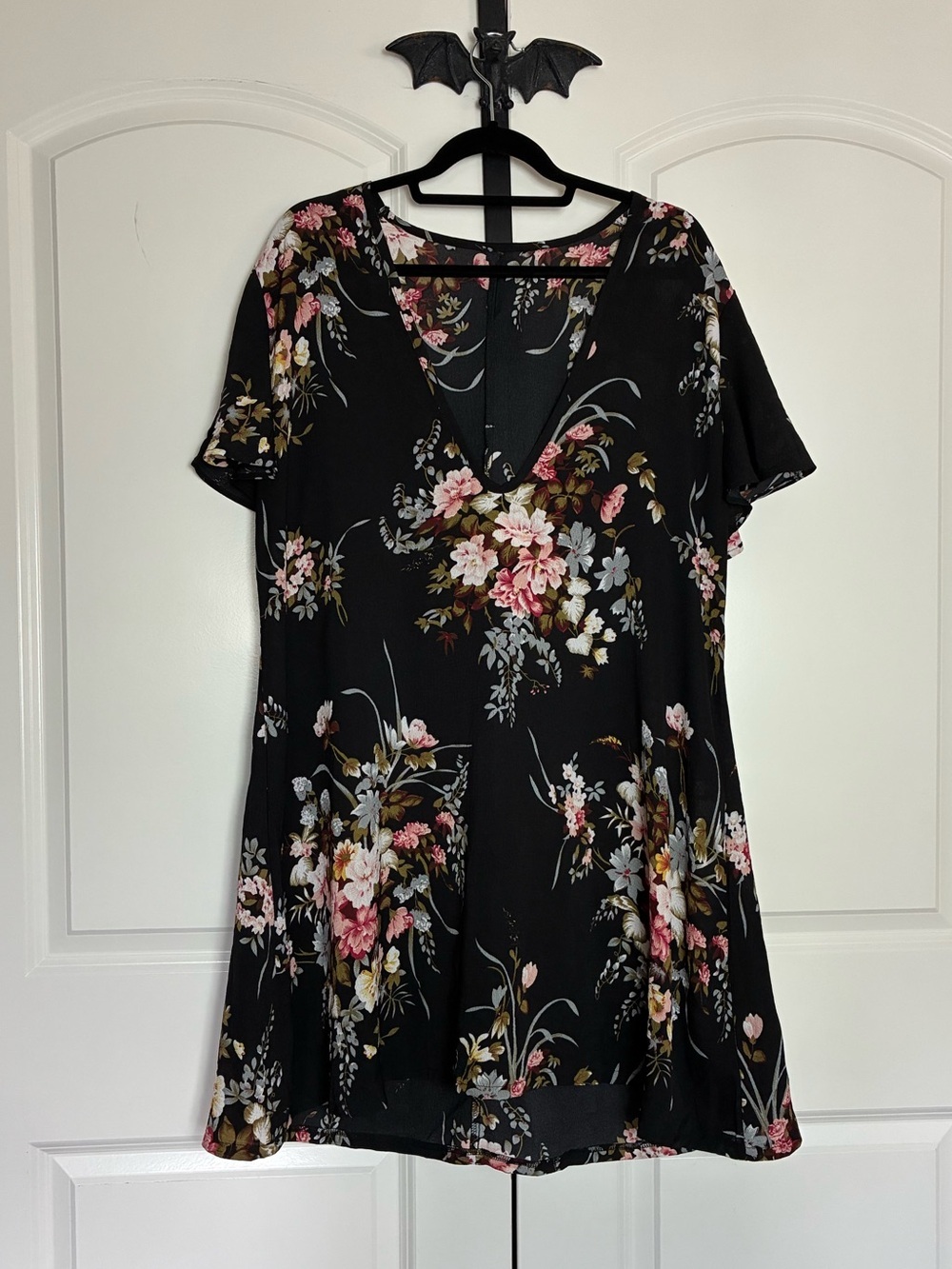 Gothic Vintage Inspired Mini Dress Black Floral V-Neck Sheer size 2X